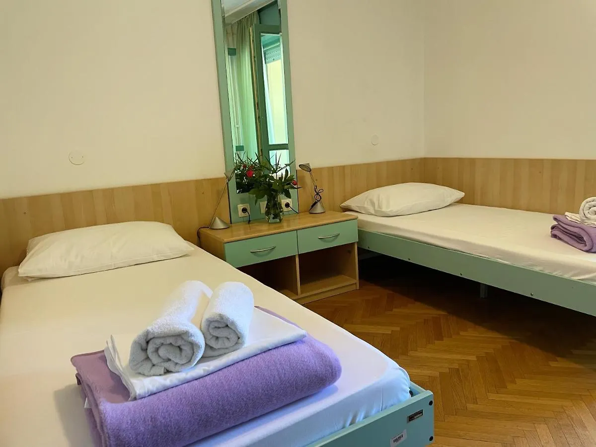 Hostel Spinut