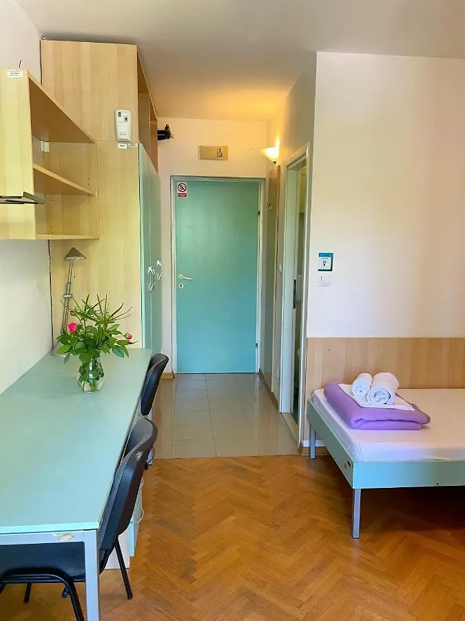 Hostel Spinut Split 0*,