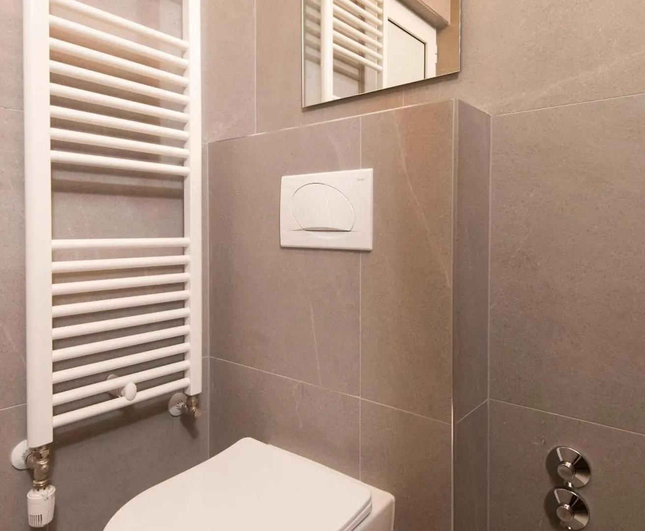 Hostel Spinut Split