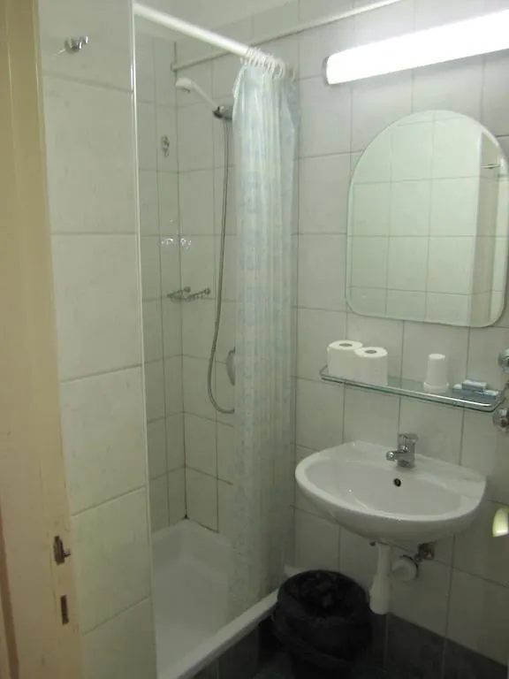 Hostel Spinut Split 0*,
